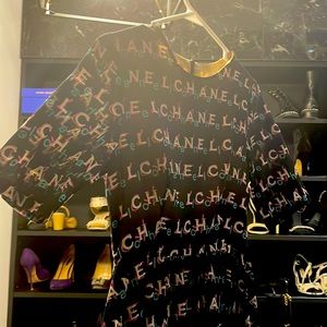 Beautiful cotton dress like new . Worn ones no signs of wear